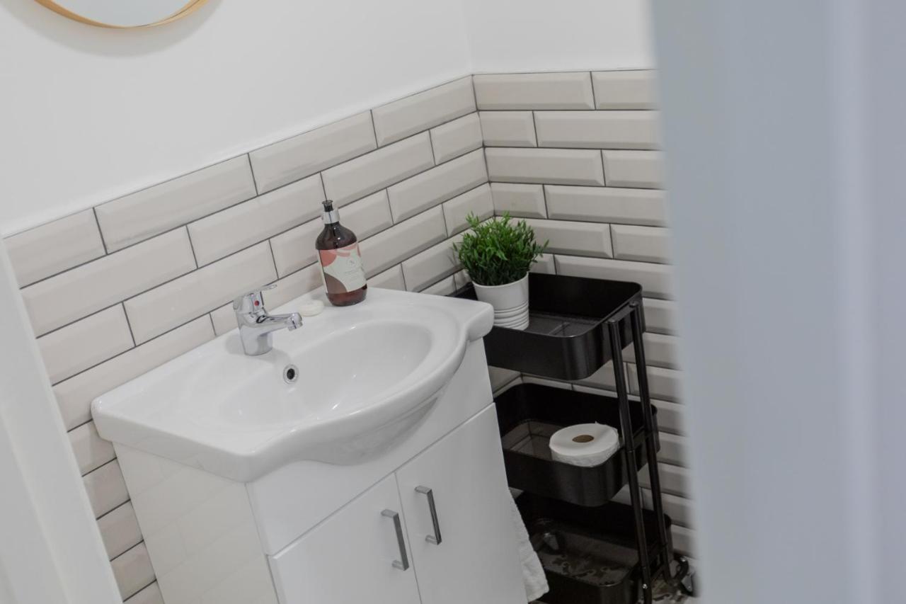 Apartment The Arches New Modern 2br *